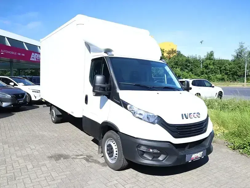 Gebraucht Iveco Daily 156 PS (114 kW) 2024 Weiß ic 194