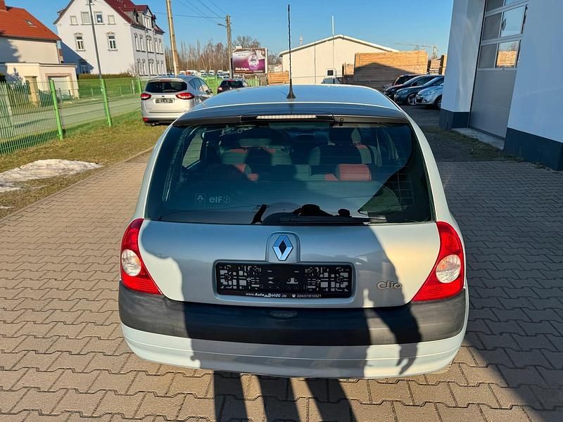 Gebraucht Renault Clio II Extreme 75 PS (55 kW) 2003 Silber Kleinwagen