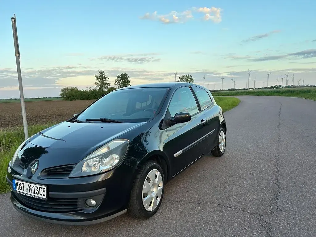 Gebraucht Renault Clio II Campus 75 PS (55 kW) 2007 Schwarz Limousine