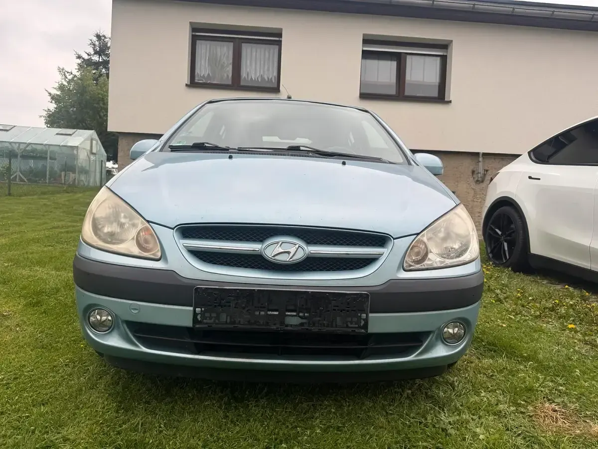 Second-hand Hyundai Getz 97 CP (71 kW) 2007 Albastru Hatchback