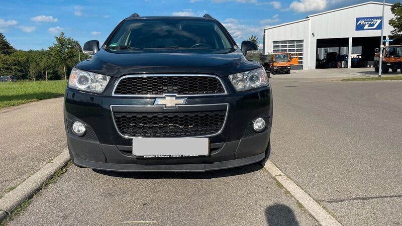 Schwarz Gebraucht 2011 Chevrolet Captiva LT SUV | 5.650 € (Fairer Preis) - Bild 1/4