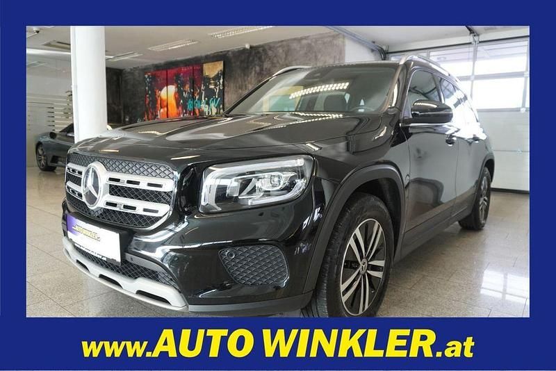 Schwarz Gebraucht 2021 Mercedes GLB200 SUV | 24.960 € (Teuer) - Bild 1/4