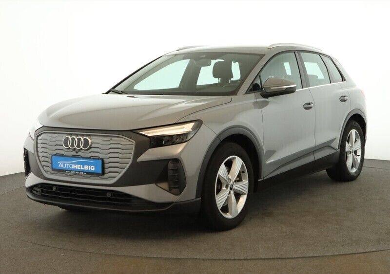 Kieselgrau Gebraucht 2021 Audi e-tron SUV | 24.880 € - Bild 1/4
