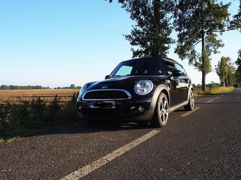 Schwarz Gebraucht 2013 Mini Cooper S Clubman Kombi | 8.750 € (Fairer Preis) - Bild 1/4