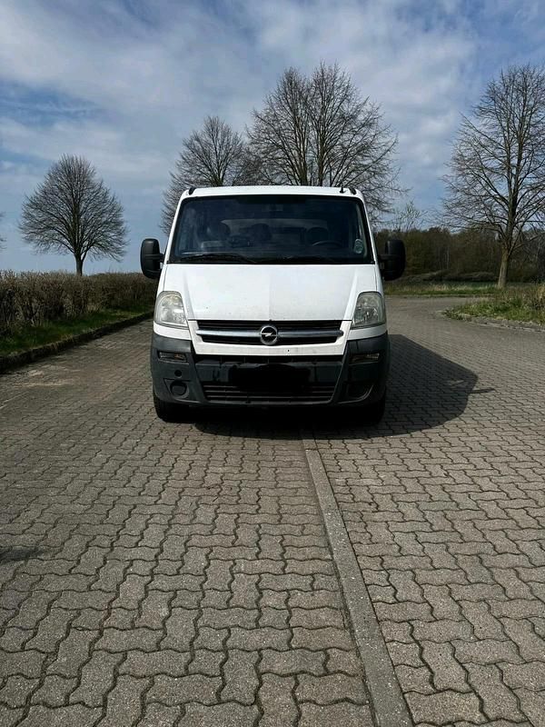 Second-hand Opel Movano 2005 Monovolum