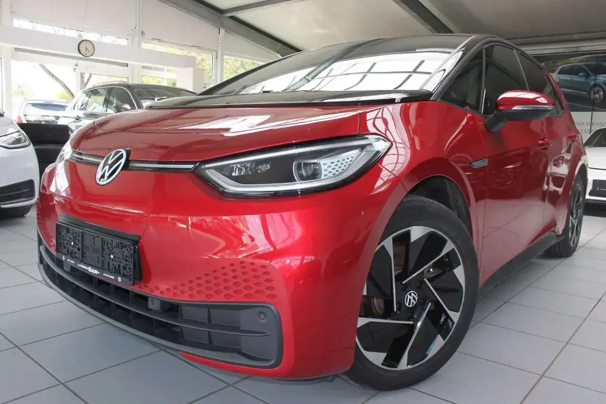 Gebraucht VW ID.3 Pro 150 kW (204 PS) 2022 Rot Kleinwagen