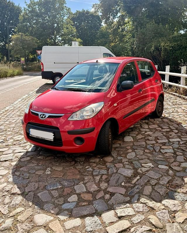 Rot Gebraucht 2009 Hyundai i10 Kleinwagen | 2.300 € (Fairer Preis) - Bild 1/4