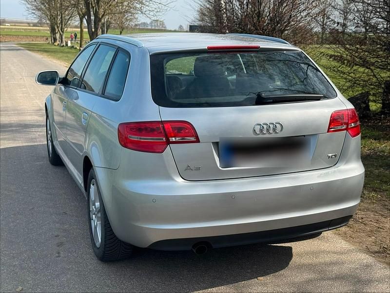 Gebraucht Audi A3 90 PS (66 kW) 2012 Silber Kleinwagen