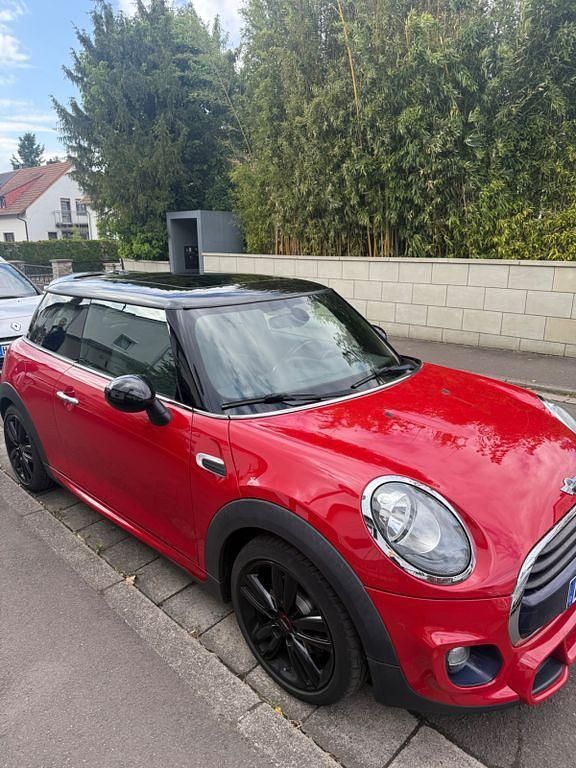 Rot Gebraucht 2016 Mini John Cooper Works Kleinwagen | 11.550 € (Etwas zu teuer) - Bild 1/4