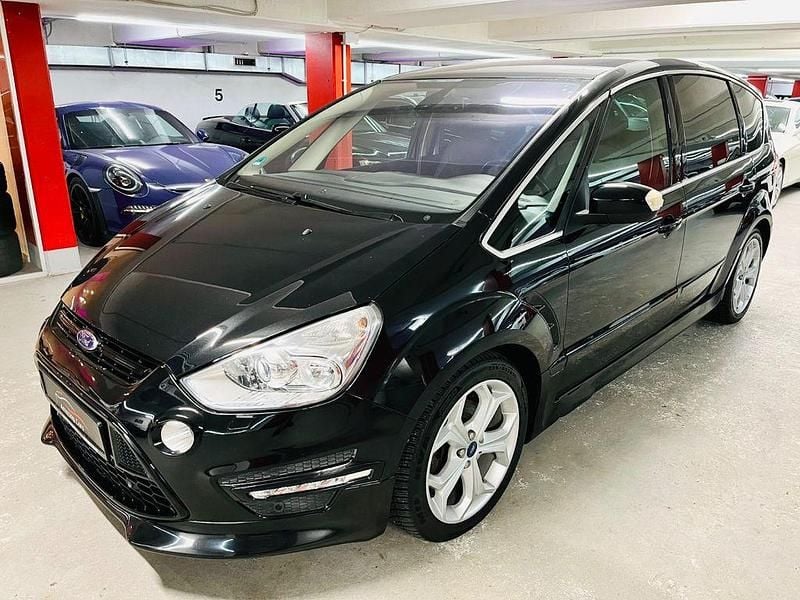 Schwarz Gebraucht 2011 Ford S-MAX Titanium S Van / Kleinbus | 10.900 € (Etwas zu teuer) - Bild 1/4