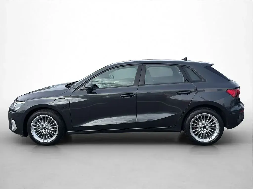 Gebraucht Audi A3 Advanced Plus 204 PS (150 kW) 2023 Grau Limousine