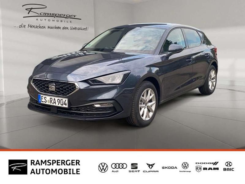 Grau (magnetic grau metallic) Gebraucht 2025 Seat Leon Limousine | 29.960 € (Guter Preis) - Bild 1/4