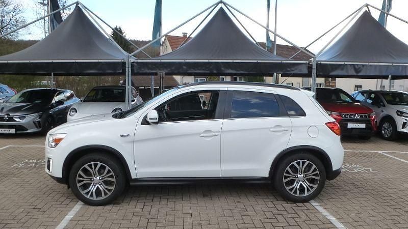 Gebraucht Mitsubishi ASX Top 117 PS (86 kW) 2016 Andenweiß SUV