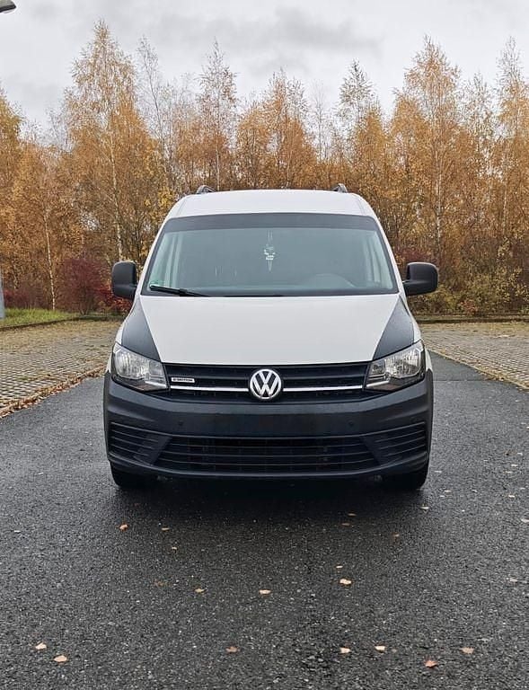 Weiß Gebraucht 2015 VW Caddy Maxi Van / Kleinbus | 12.000 € (Superpreis) - Bild 1/4
