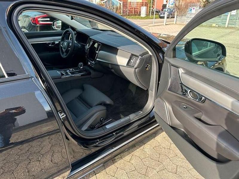 Gebraucht Volvo S90 Ultimate 455 PS (334 kW) 2024 Onyx black Limousine
