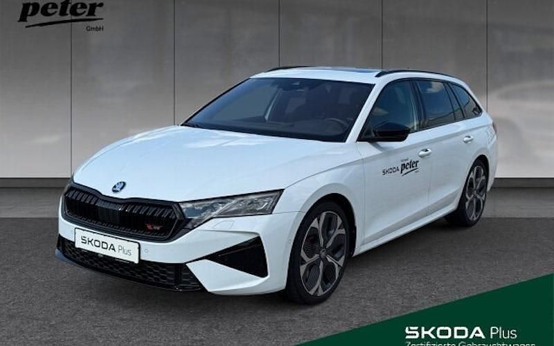 Weiß Gebraucht 2025 Skoda Octavia RS Kombi | 44.950 € (Etwas zu teuer) - Bild 1/4