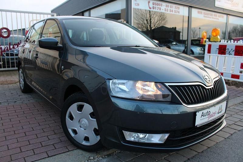 Gebraucht Skoda Rapid Ambition 86 PS (63 kW) 2015 Grau Kleinwagen