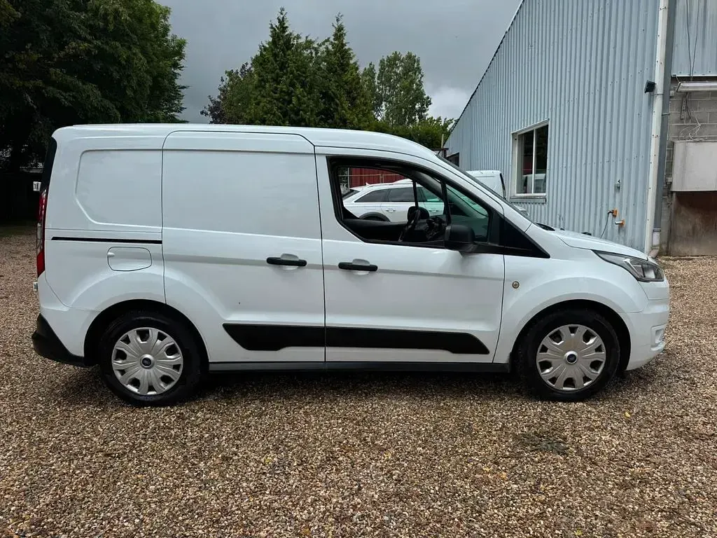 Gebraucht Ford Transit Connect 101 PS (74 kW) 2019 Weiß Van / Kleinbus