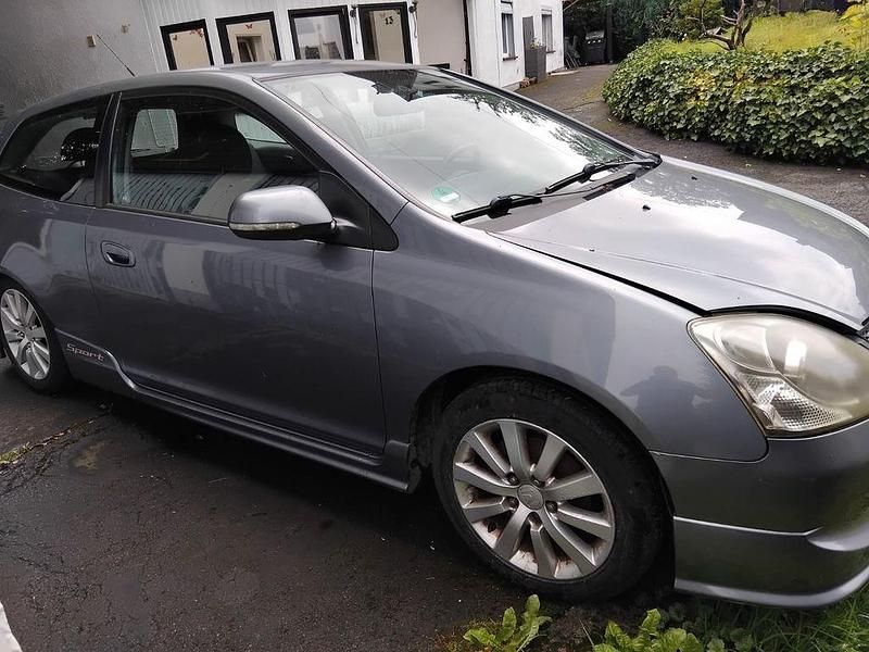 Beige Gebraucht 2005 Honda City Coupé | 1.850 € - Bild 1/4