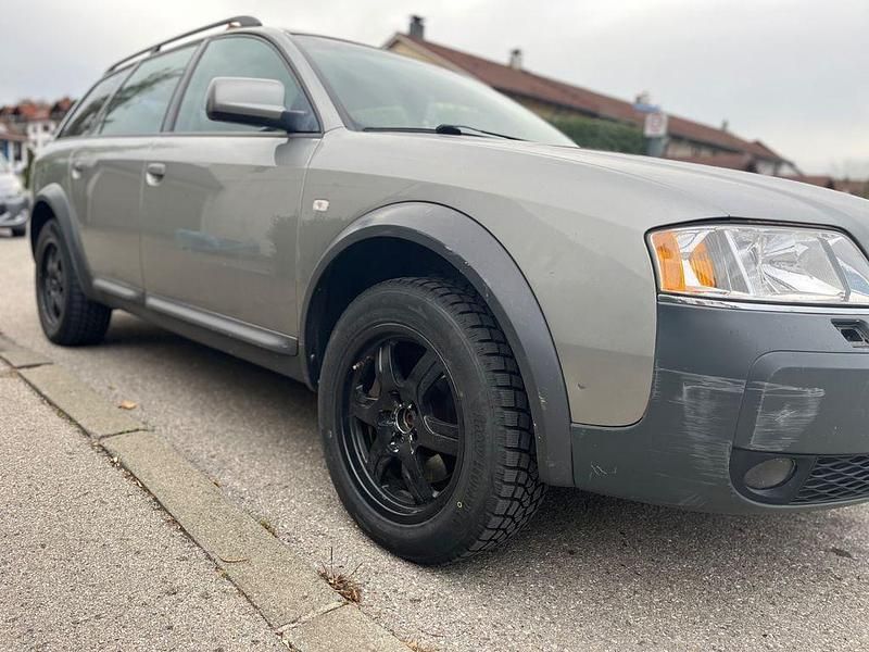 Silber Gebraucht 2001 Audi A6 Allroad Kombi | 3.499 € (Guter Preis) - Bild 1/4