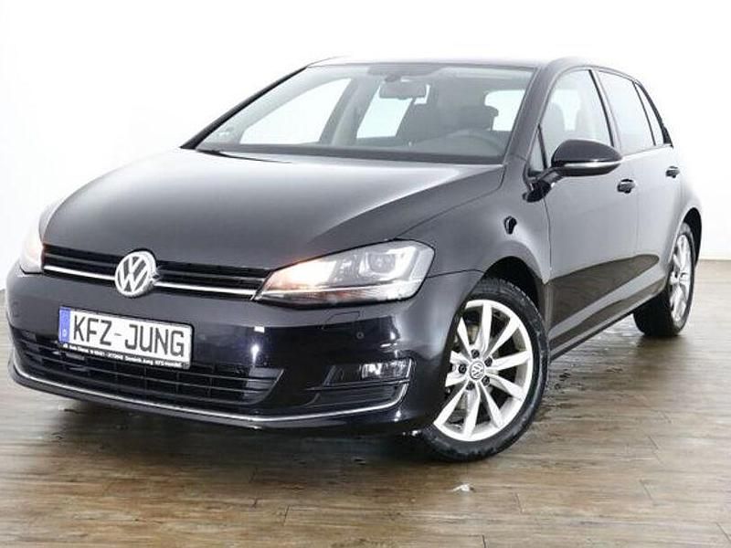 Schwarz Gebraucht 2014 VW Golf VII Highline Limousine | 14.790 € (Teuer) - Bild 1/4