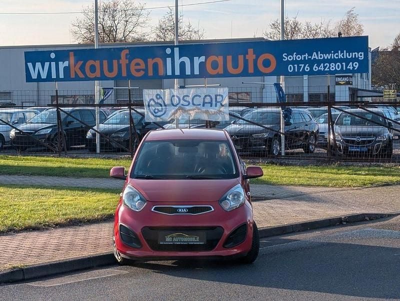 Gebraucht Kia Picanto Edition 7 67 PS (49 kW) 2014 Signal red Kleinwagen