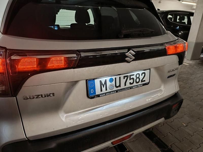 Gebraucht Suzuki SX4 S-Cross 116 PS (85 kW) 2023 Silber SUV