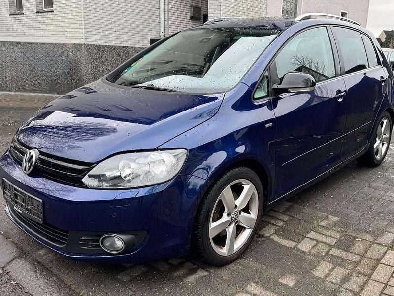 Gebraucht VW Golf Match 105 PS (77 kW) 2012 Shadow blue metallic Limousine