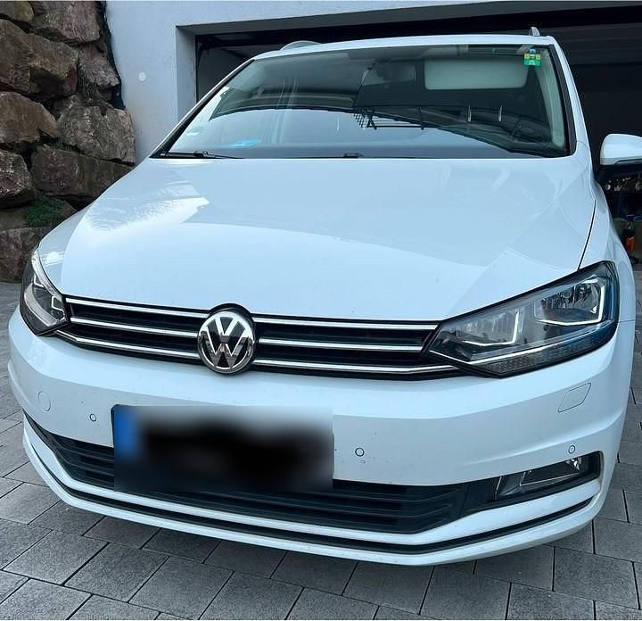 Usata VW Touran 150 CV (110 kW) 2017 Bianco Monovolume