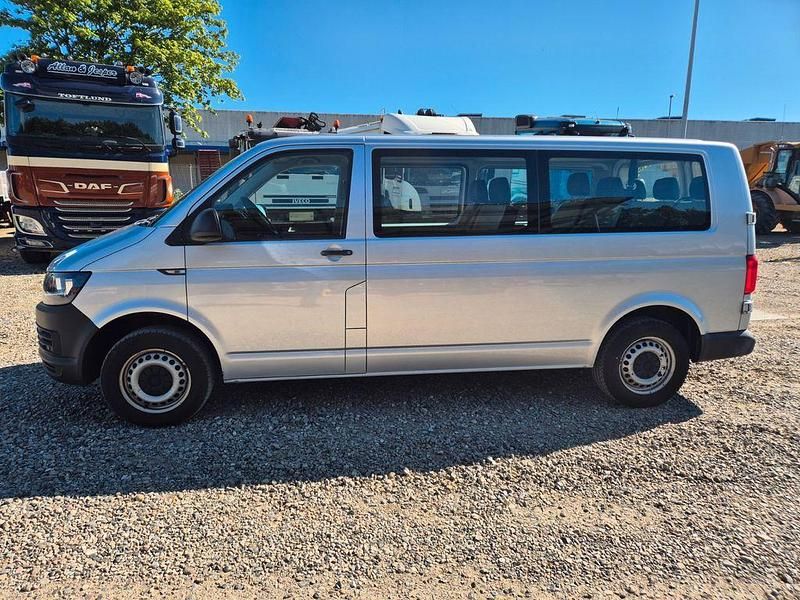 Gebraucht VW Transporter 102 PS (75 kW) 2018 Silber Van