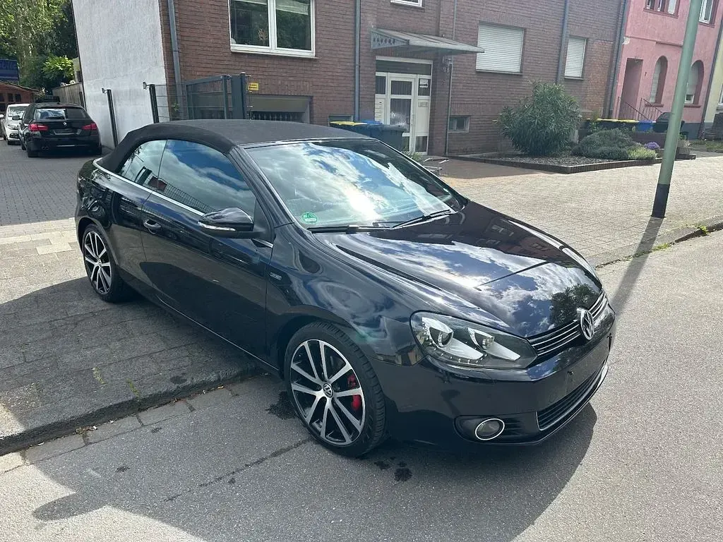 Gebraucht VW Golf Cabriolet LOUNGE 122 PS (89 kW) 2015 Schwarz Cabrio