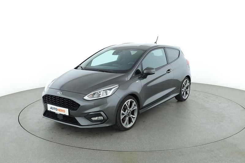 Grau Gebraucht 2019 Ford Fiesta ST-Line Kleinwagen | 12.920 € (Fairer Preis) - Bild 1/3