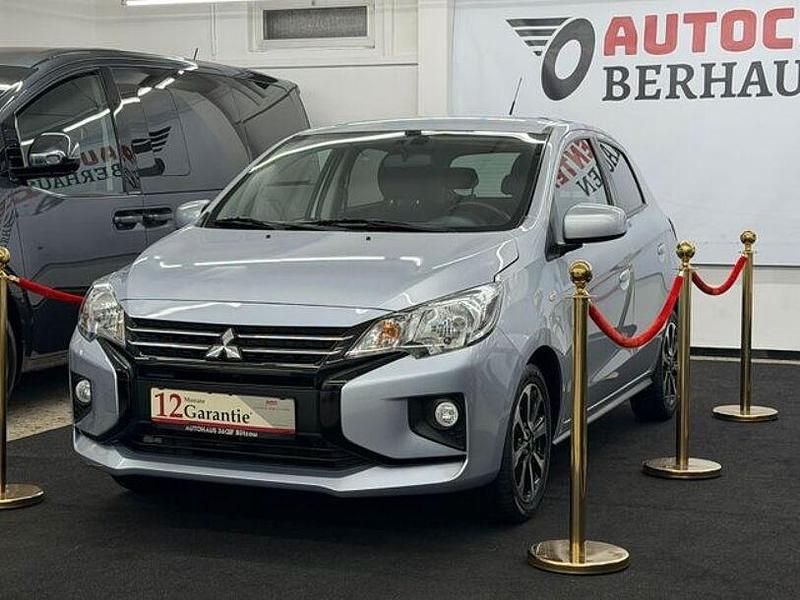 Gebraucht Mitsubishi Space Star Top 71 PS (52 kW) 2021 Silber Limousine