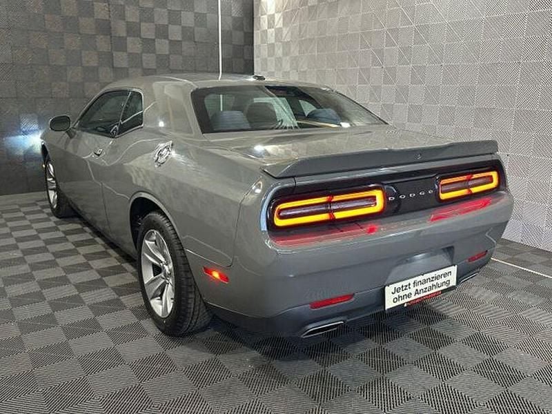 Gebraucht Dodge Challenger SXT 309 PS (227 kW) 2018 Grau Coupé