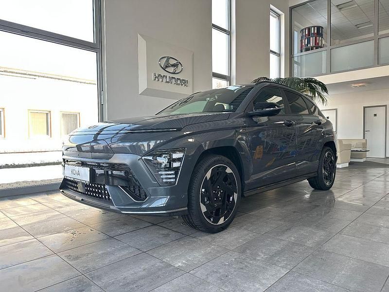 Grau Neu 2026 Hyundai Kona N Line SUV | 43.490 € (Teuer) - Bild 1/4