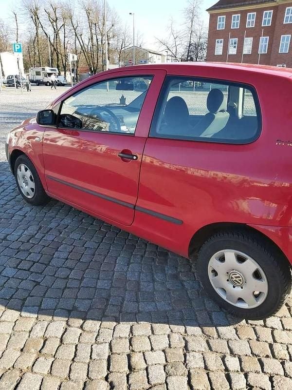 Usata VW Fox 54 CV (39 kW) 2006 Rosso Utilitaria