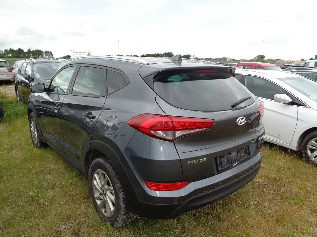 Gebraucht Hyundai Tucson Trend 116 PS (85 kW) 2018 Grau SUV
