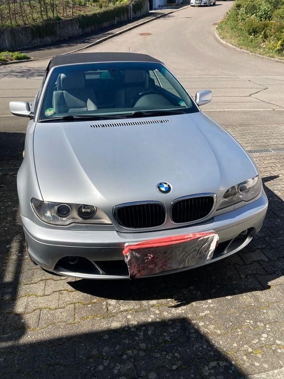 Gebraucht BMW 318 Cabriolet 143 PS (105 kW) 2004 Silber Cabrio