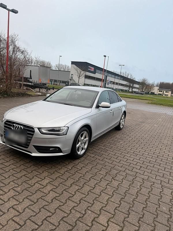 Gebraucht Audi A4 170 PS (125 kW) 2012 Silber Limousine