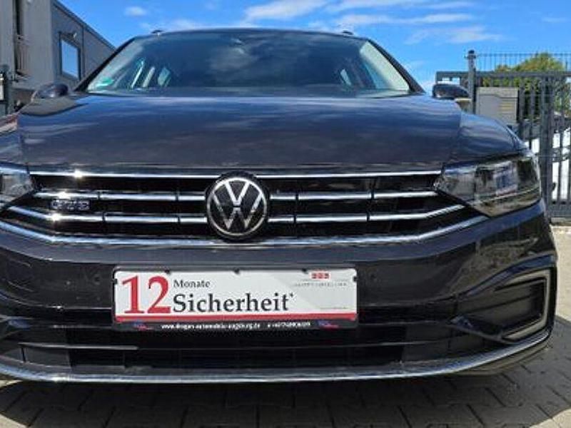 Gebraucht VW Passat GTE 156 PS (114 kW) 2021 Grau Kombi