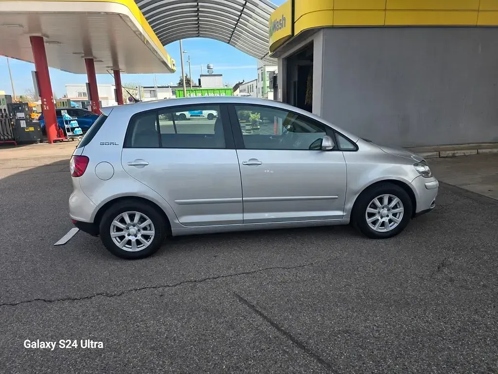 Gebraucht VW Golf Plus Cross 116 PS (85 kW) 2006 Silber Van / Kleinbus