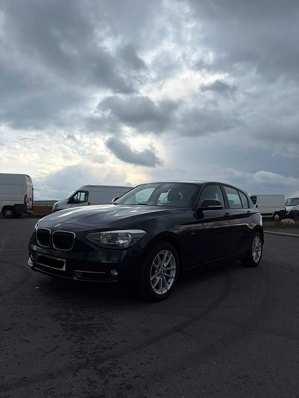 Gebraucht BMW 116 136 PS (100 kW) 2012 Schwarz Kleinwagen
