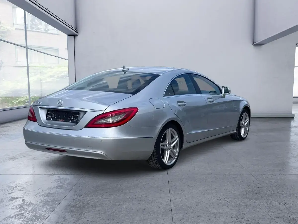Gebraucht Mercedes CLS350 306 PS (225 kW) 2011 Silber Coupé