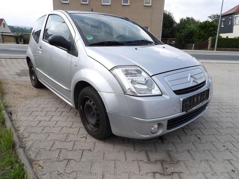 Grau Gebraucht 2006 Citroën C2 Comfort Kleinwagen | 2.499 € (Teuer) - Bild 1/4