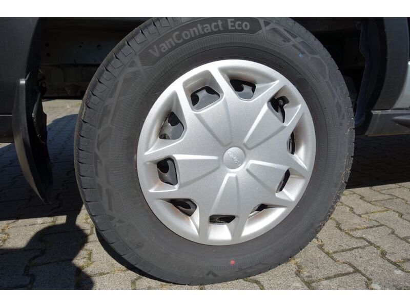 Gebraucht Ford Transit Trend 135 kW (184 PS) 2024 Silber Limousine