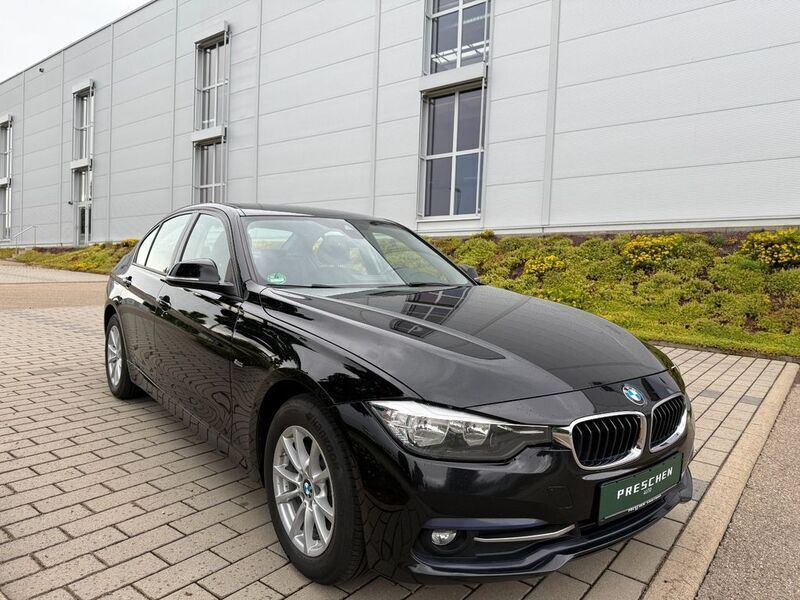 Gebraucht BMW 318 Sport Line 150 PS (110 kW) 2016 Schwarz Limousine