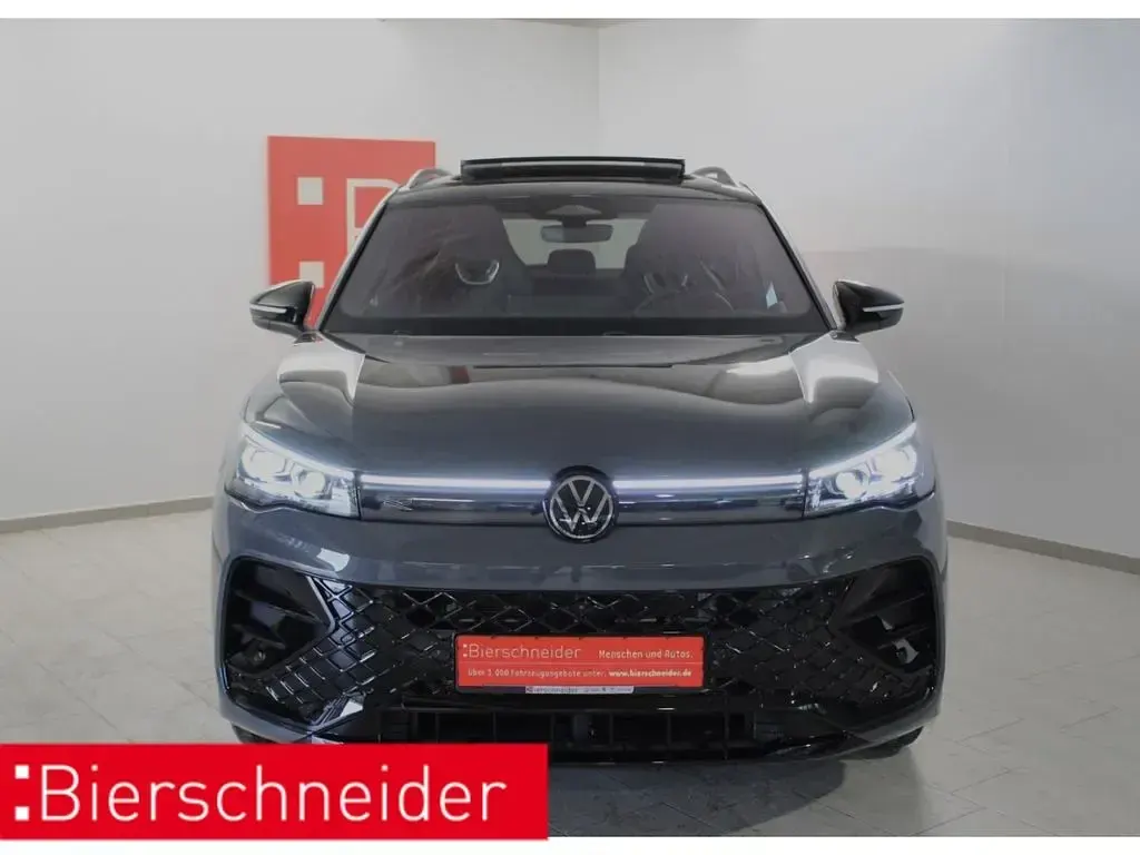 Gebraucht VW Tiguan Style 272 PS (200 kW) 2025 Grau SUV