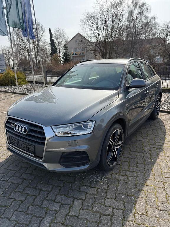 Gebraucht Audi Q3 Ambiente 150 PS (110 kW) 2015 Grau SUV