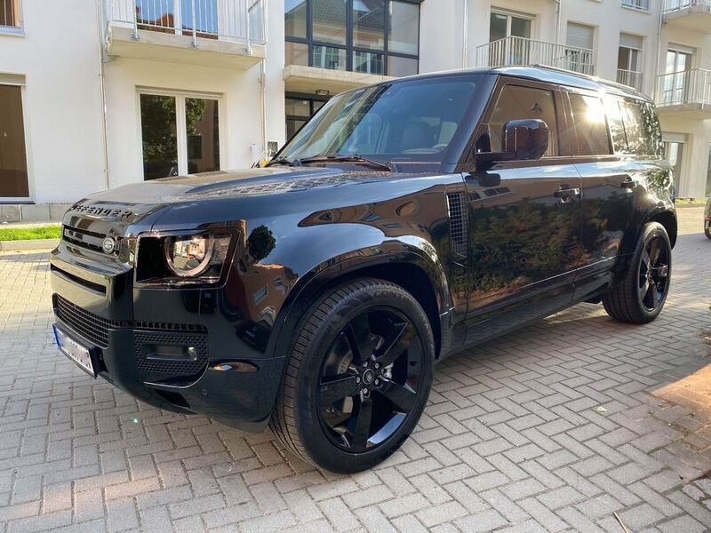 Gebraucht Land Rover Defender SE Dynamic 200 PS (147 kW) 2023 Schwarz SUV