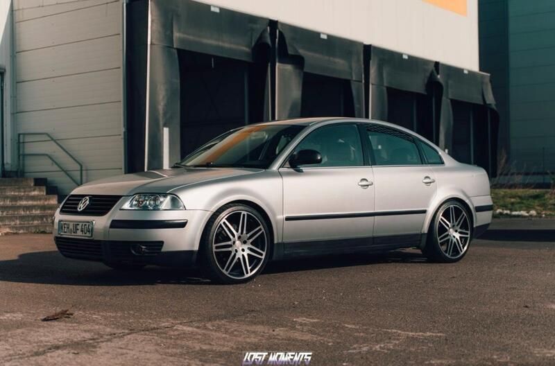 Silber Gebraucht 2004 VW Passat Limousine | 4.000 € (Teuer) - Bild 1/4
